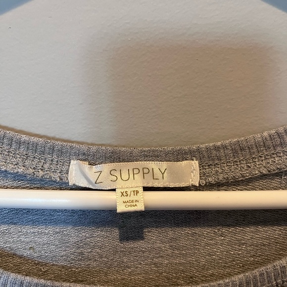 Z Supply Raglan Sleeve Sweatshirt - Picture 4 of 7